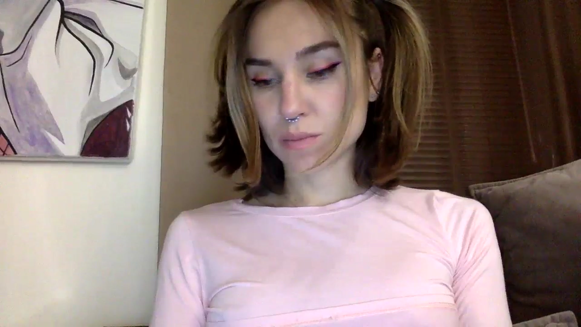 Gallery image thumbnail from EgoisticKitty's myfreecams stream on, 12/07/2023, 15:36 image 13 of 20