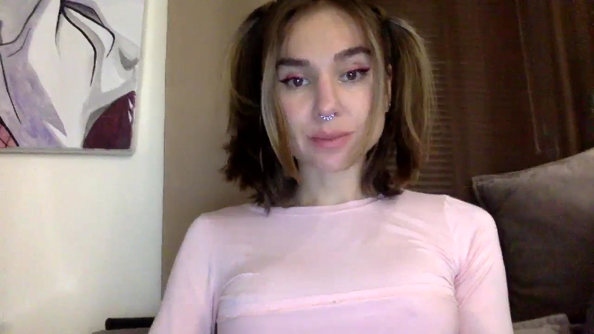 Gallery image thumbnail from EgoisticKitty's myfreecams stream on, 12/07/2023, 15:36 image 17 of 20