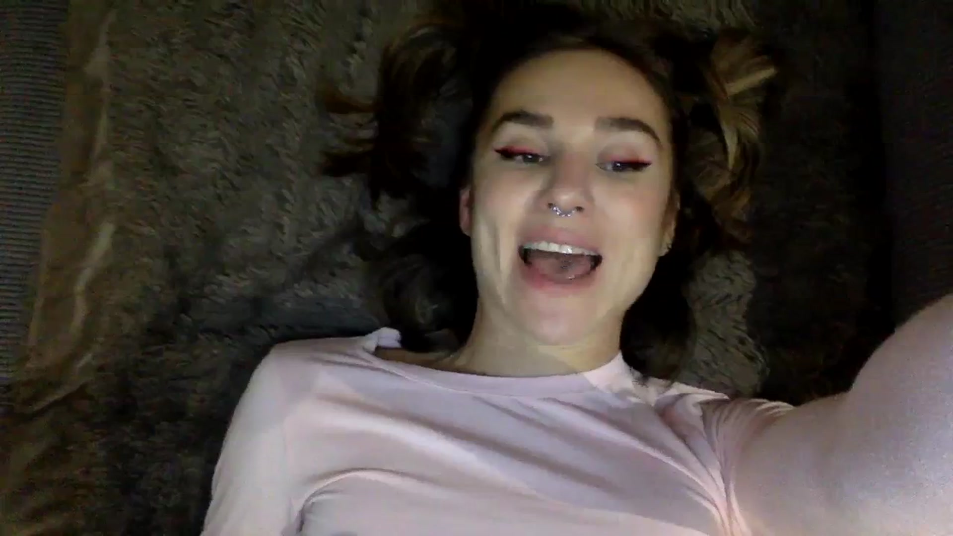Gallery image thumbnail from EgoisticKitty's myfreecams stream on, 12/07/2023, 15:36 image 9 of 20