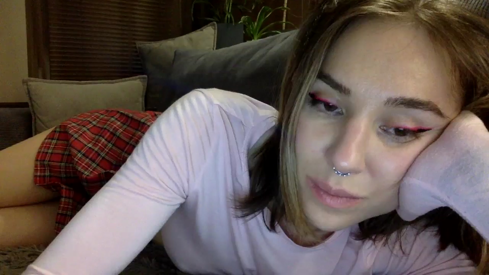 Gallery image thumbnail from EgoisticKitty's myfreecams stream on, 12/07/2023, 17:10 image 17 of 20