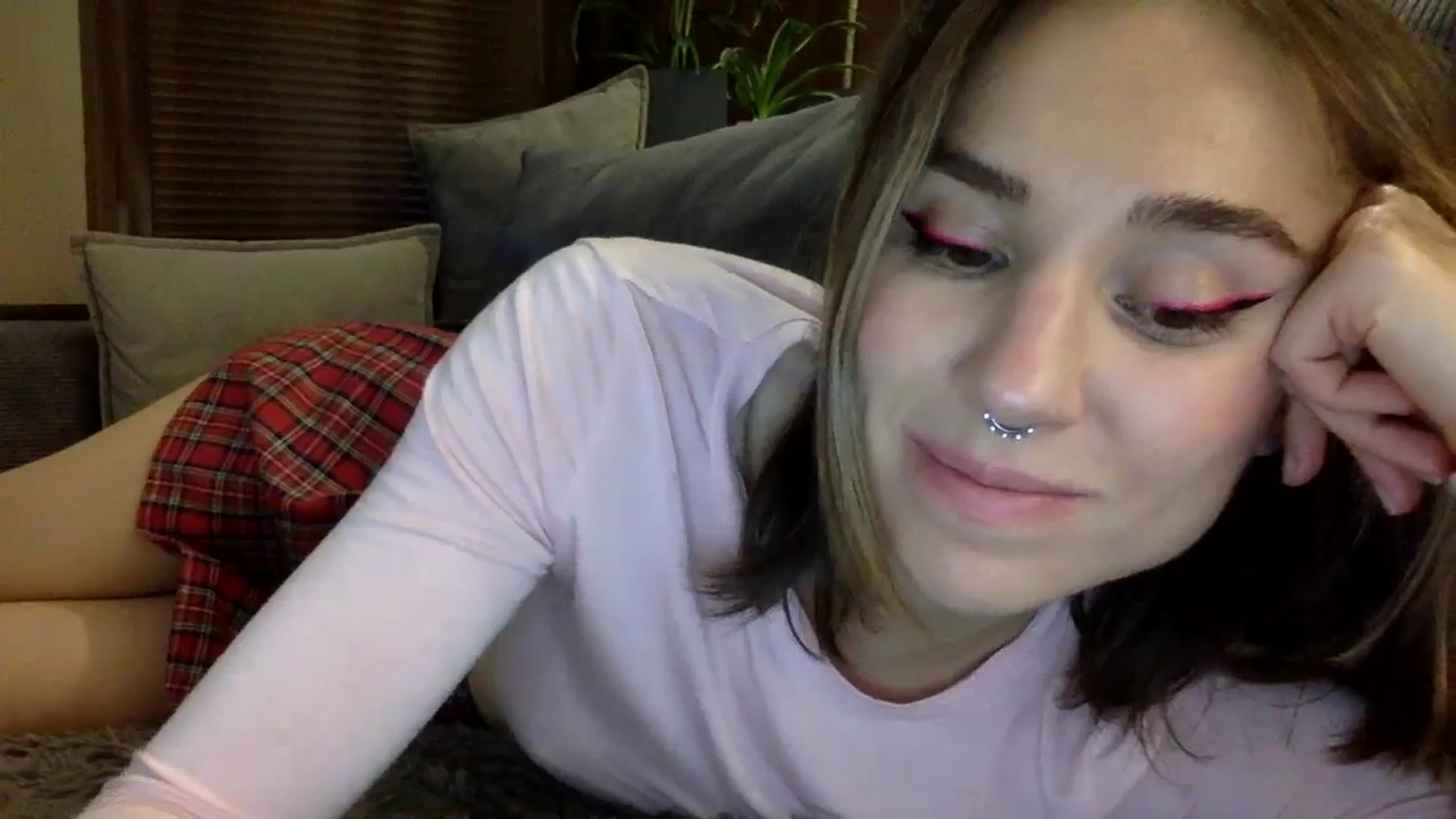 Gallery image thumbnail from EgoisticKitty's myfreecams stream on, 12/07/2023, 17:10 image 19 of 20
