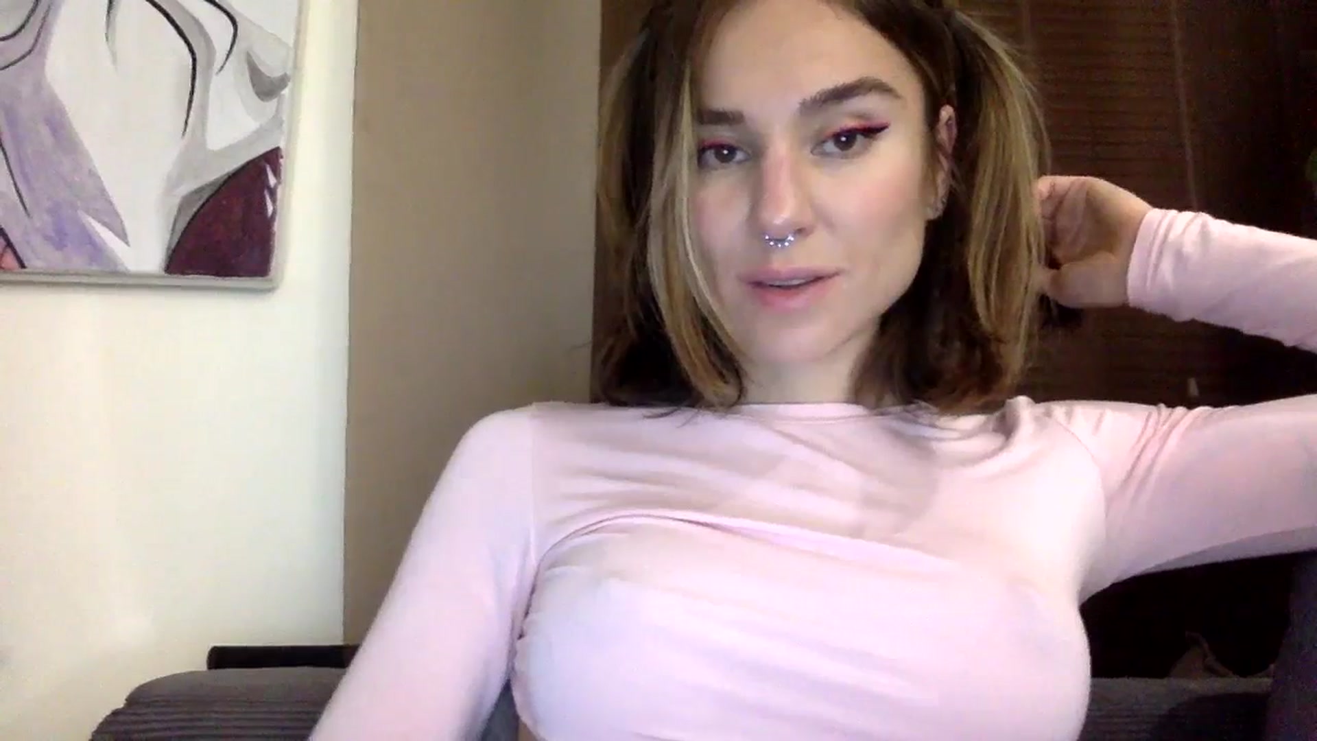 Gallery image thumbnail from EgoisticKitty's myfreecams stream on, 12/07/2023, 17:58 image 18 of 20