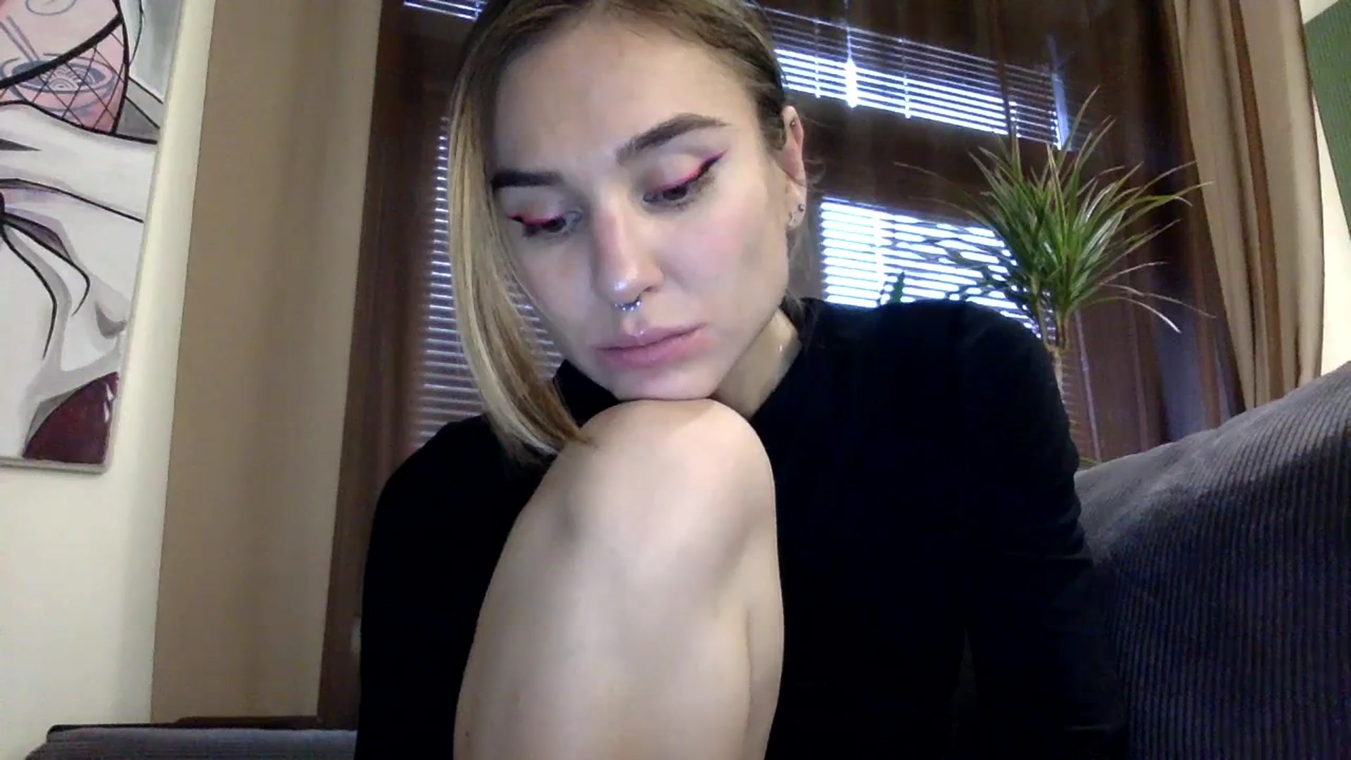 Gallery image thumbnail from EgoisticKitty's myfreecams stream on, 12/08/2023, 10:56 image 13 of 20