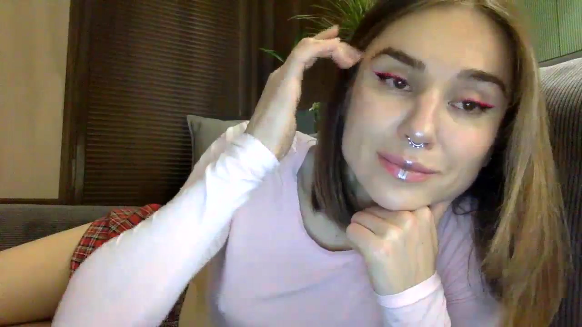 Gallery image thumbnail from EgoisticKitty's myfreecams stream on, 12/08/2023, 15:21 image 5 of 20