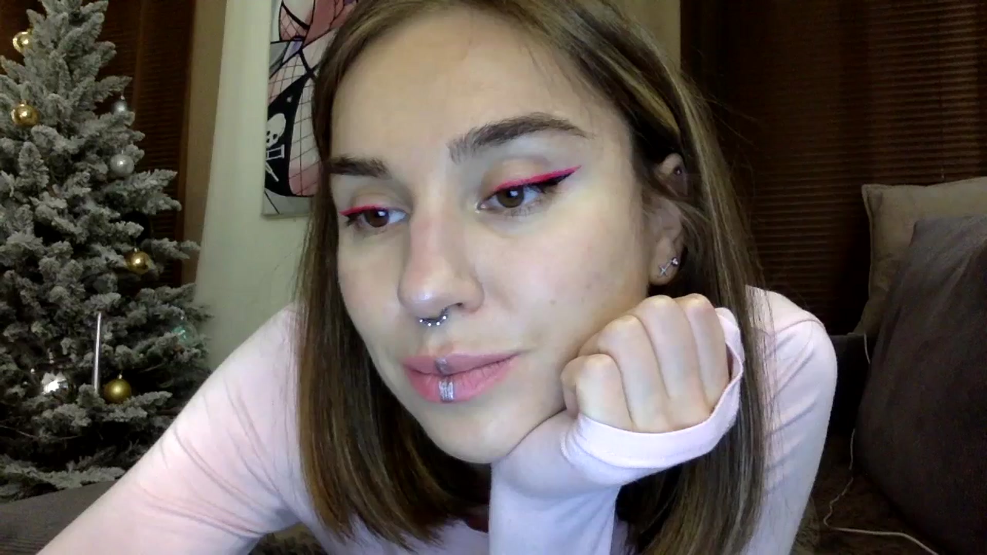 Gallery image thumbnail from EgoisticKitty's myfreecams stream on, 12/08/2023, 15:21 image 9 of 20
