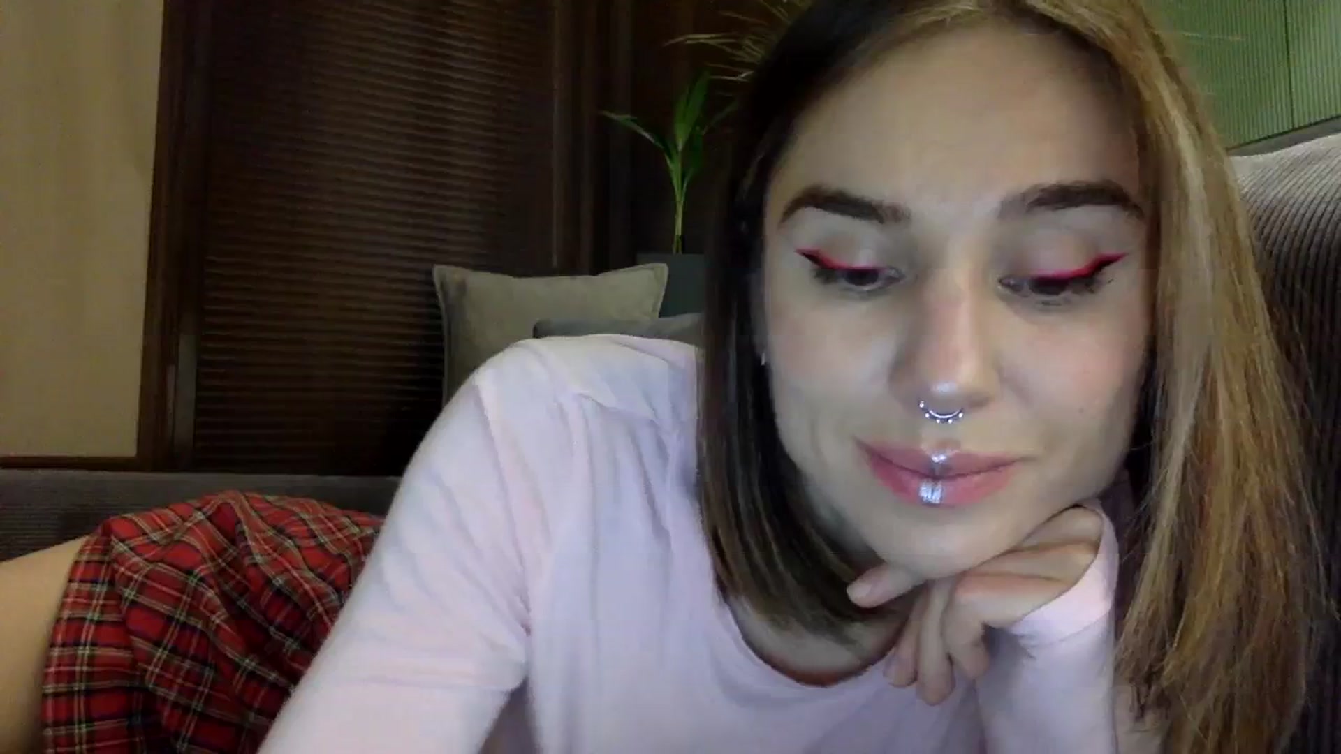 Gallery image thumbnail from EgoisticKitty's myfreecams stream on, 12/08/2023, 15:21 image 3 of 20