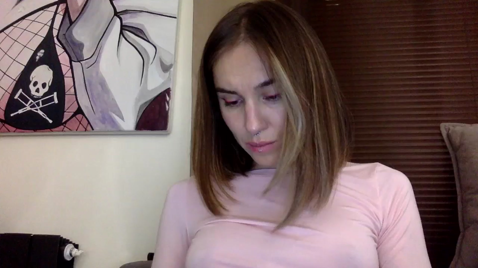 Gallery image thumbnail from EgoisticKitty's myfreecams stream on, 12/08/2023, 16:33 image 13 of 20