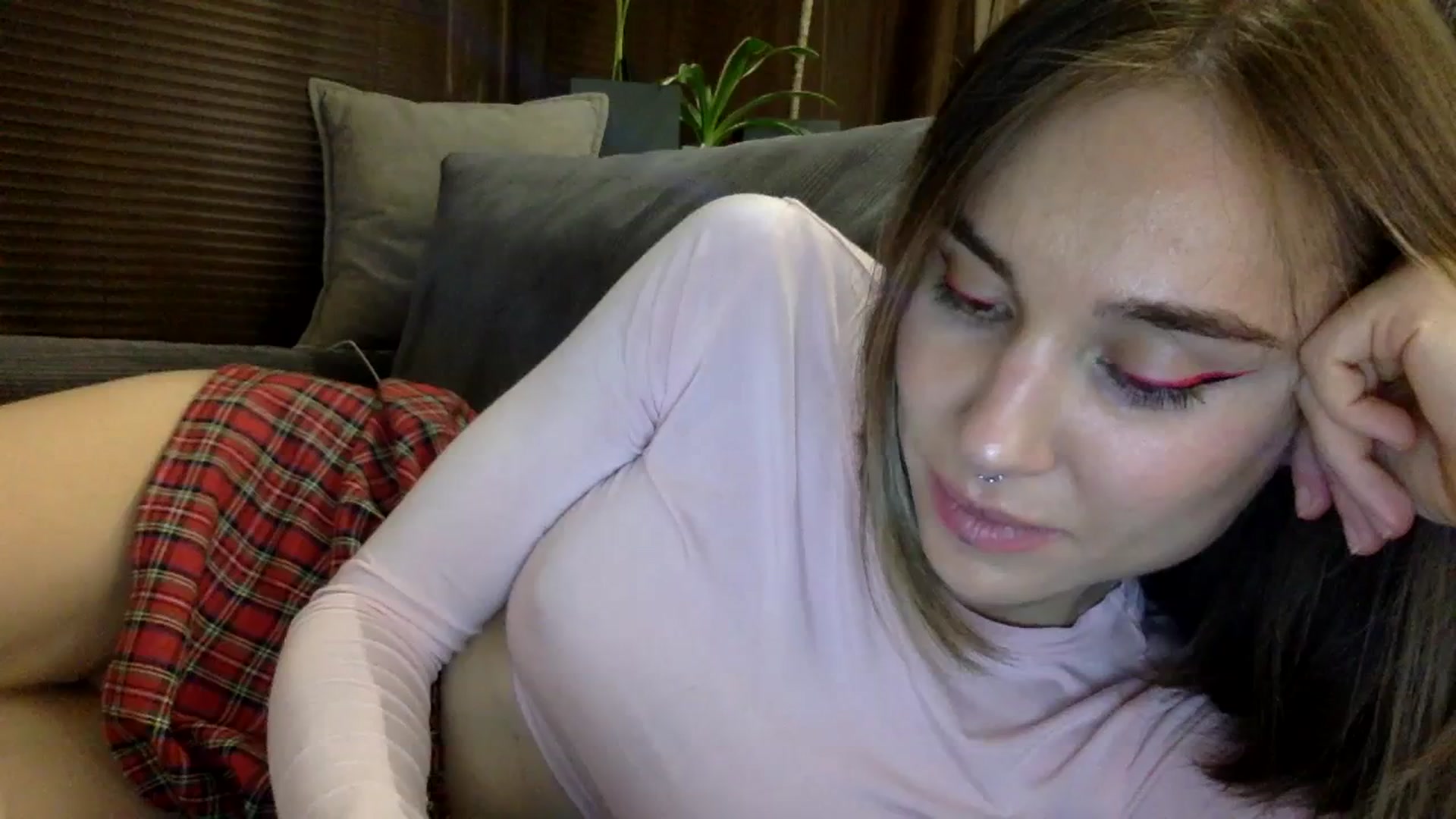 Gallery image thumbnail from EgoisticKitty's myfreecams stream on, 12/08/2023, 16:33 image 20 of 20