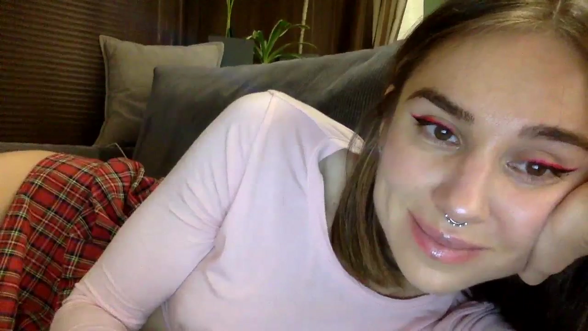 Gallery image thumbnail from EgoisticKitty's myfreecams stream on, 12/08/2023, 17:00 image 11 of 20