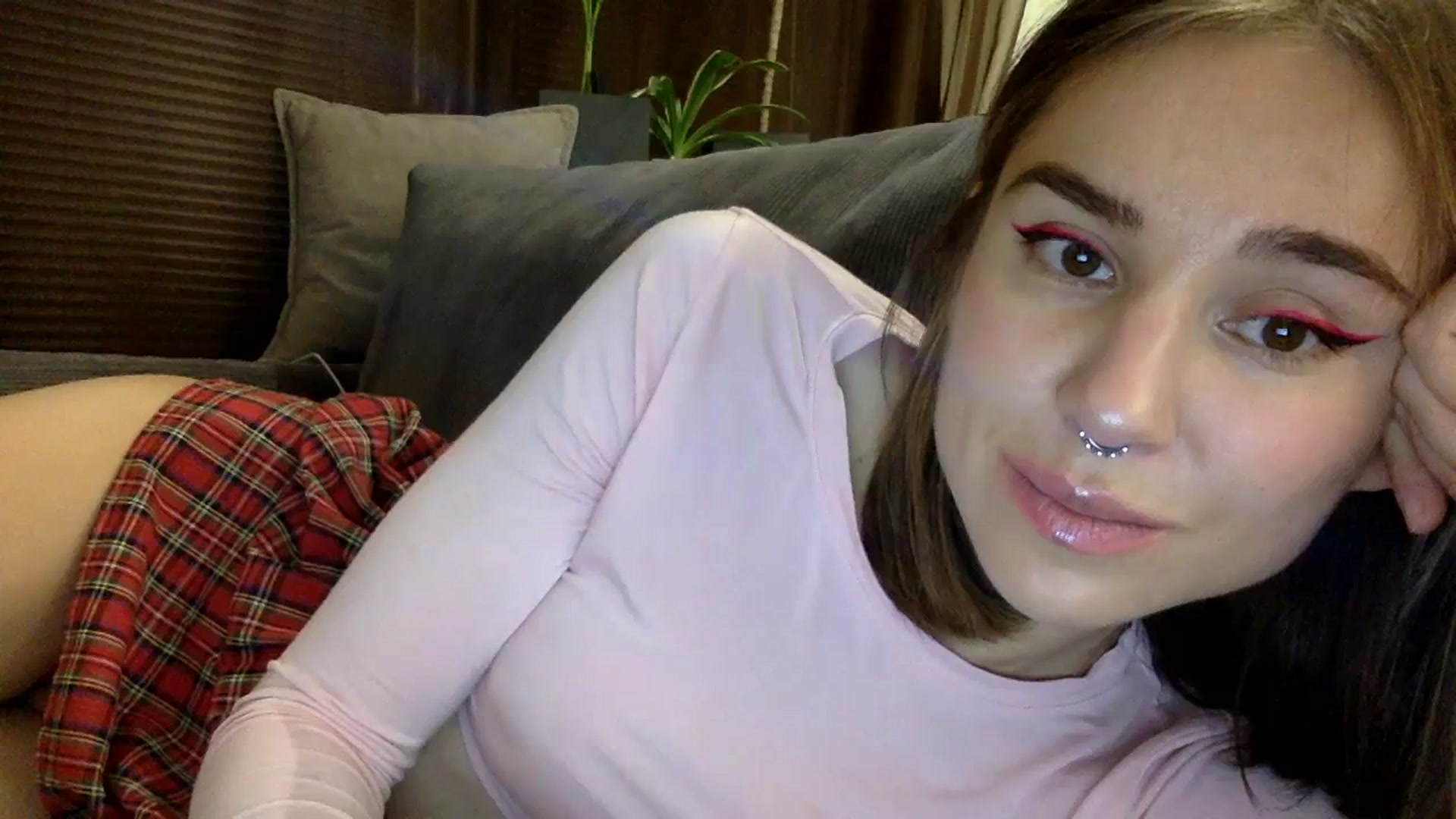 Gallery image thumbnail from EgoisticKitty's myfreecams stream on, 12/08/2023, 17:00 image 9 of 20