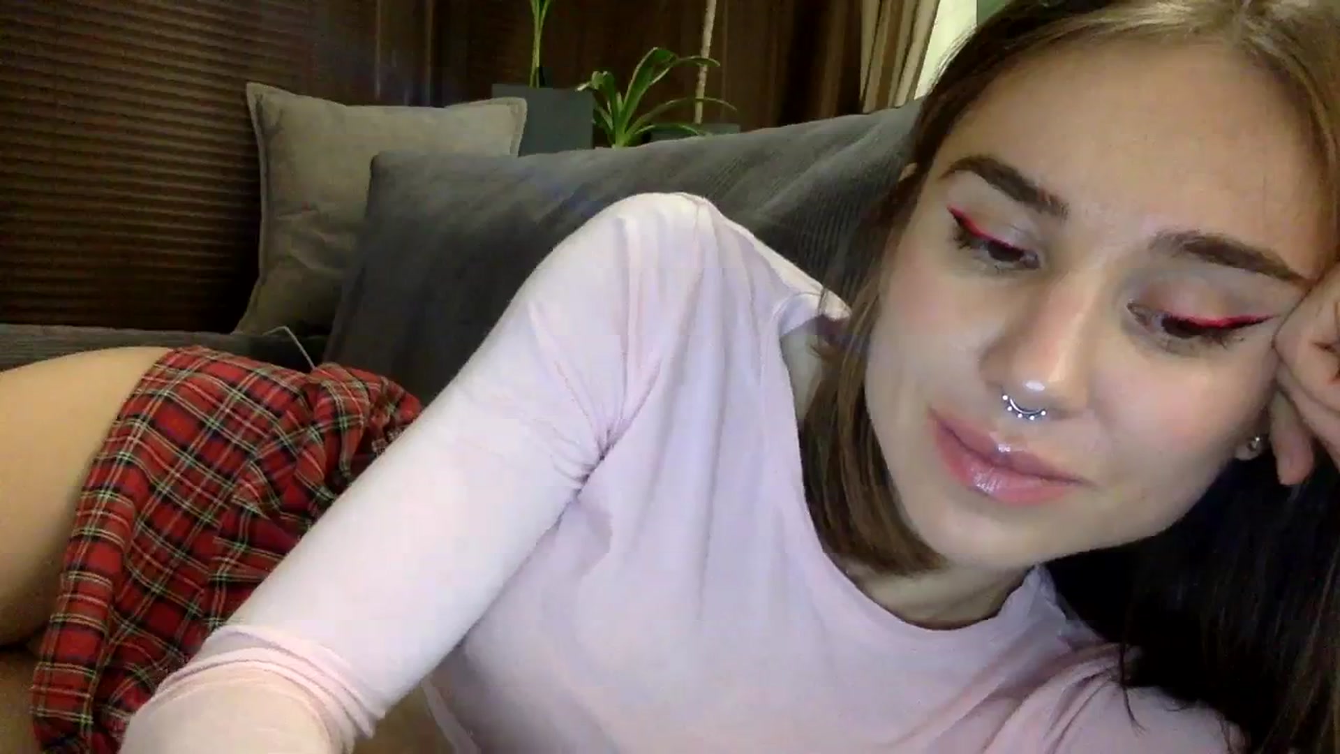 Gallery image thumbnail from EgoisticKitty's myfreecams stream on, 12/08/2023, 17:00 image 6 of 20