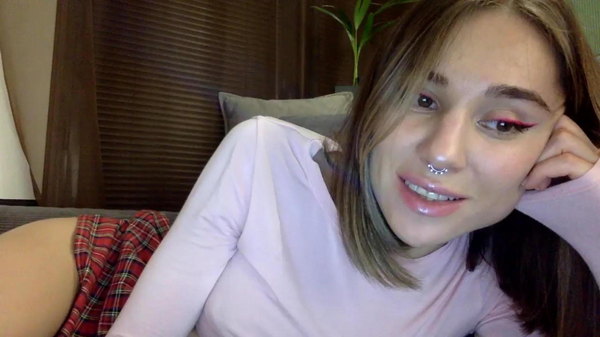 Gallery image thumbnail from EgoisticKitty's myfreecams stream on, 12/08/2023, 17:12 image 8 of 20