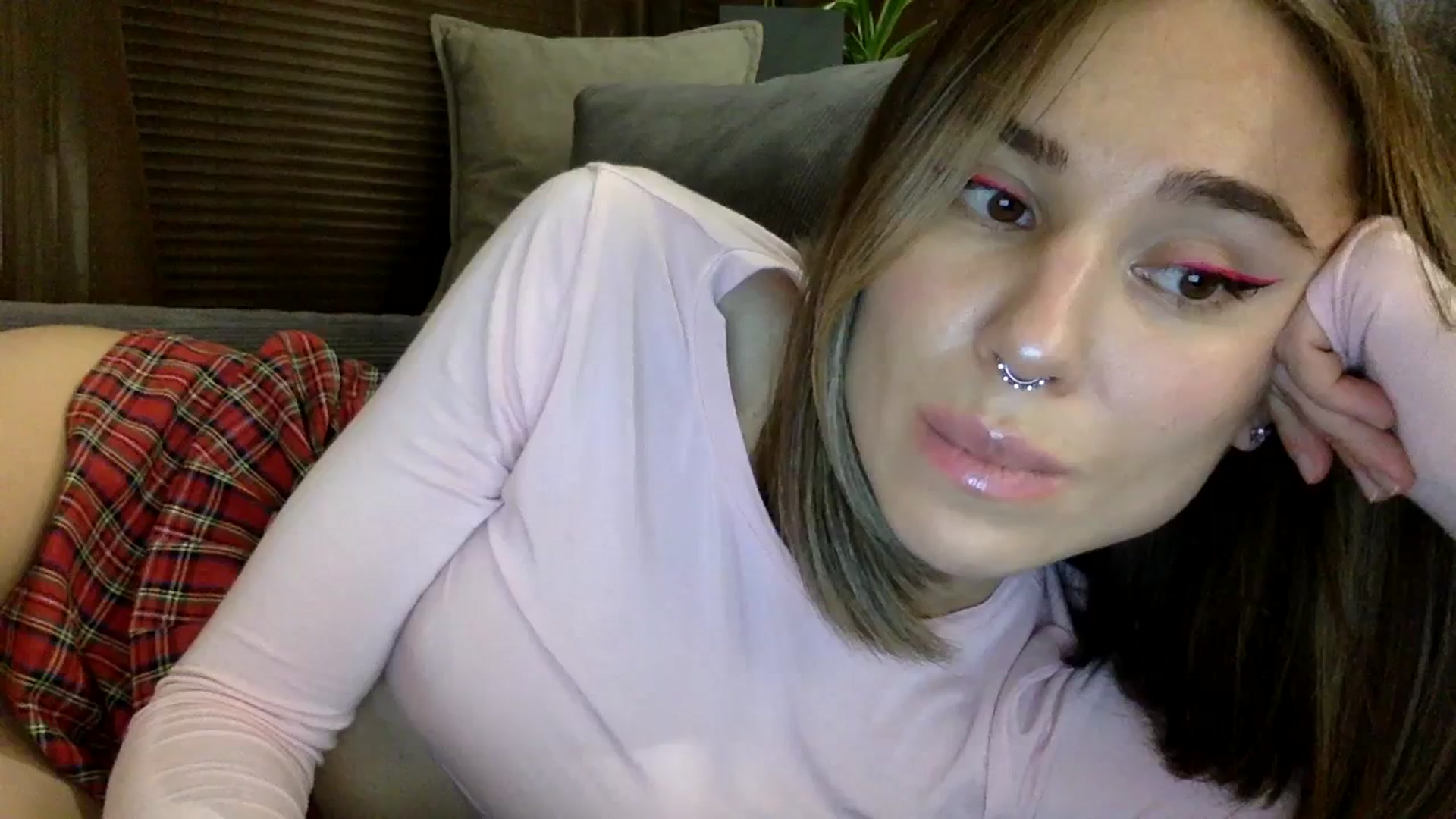 Gallery image thumbnail from EgoisticKitty's myfreecams stream on, 12/08/2023, 17:12 image 12 of 20