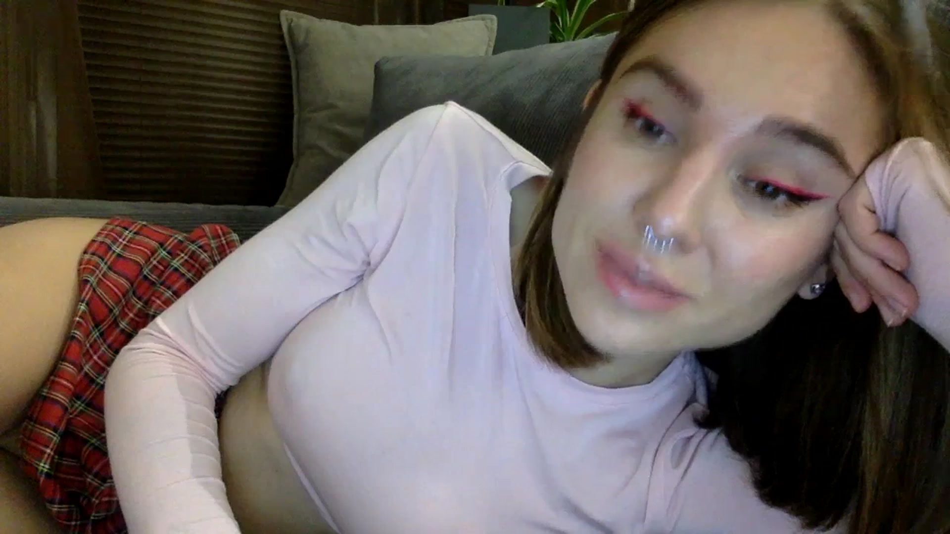 Gallery image thumbnail from EgoisticKitty's myfreecams stream on, 12/08/2023, 17:12 image 13 of 20