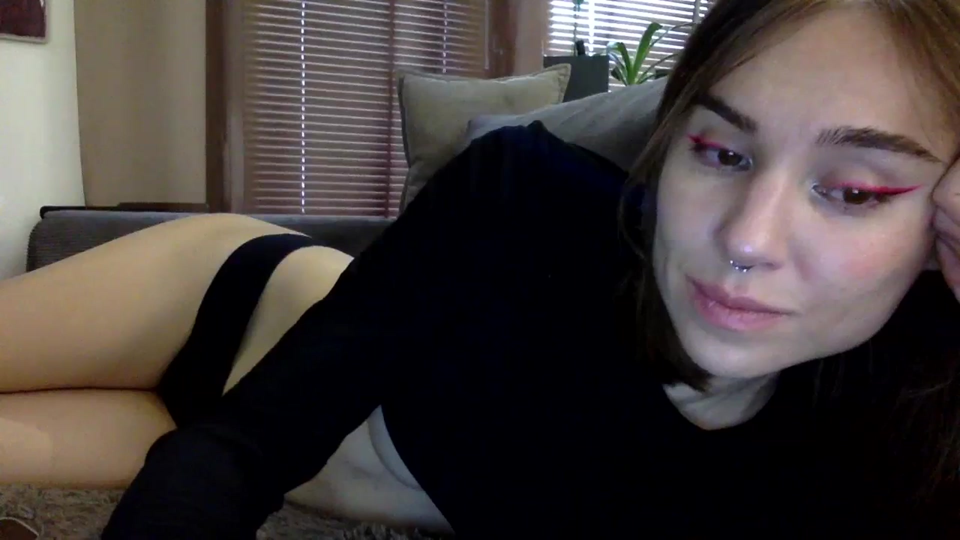 Gallery image thumbnail from EgoisticKitty's myfreecams stream on, 12/09/2023, 10:11 image 7 of 20