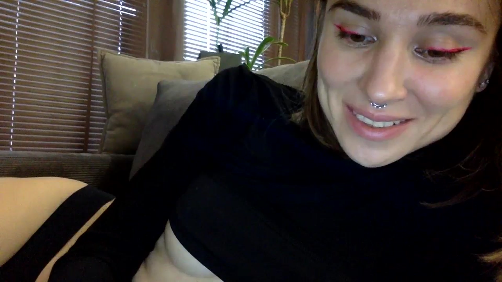 Gallery image thumbnail from EgoisticKitty's myfreecams stream on, 12/09/2023, 11:54 image 15 of 20
