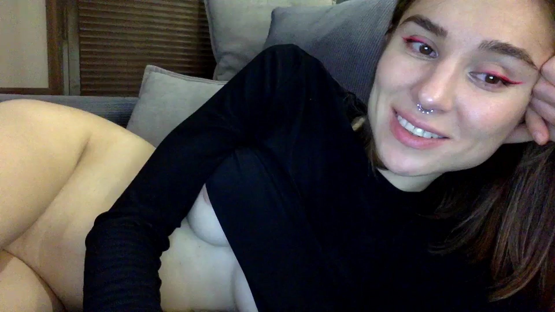 Gallery image thumbnail from EgoisticKitty's myfreecams stream on, 12/09/2023, 14:01 image 15 of 20