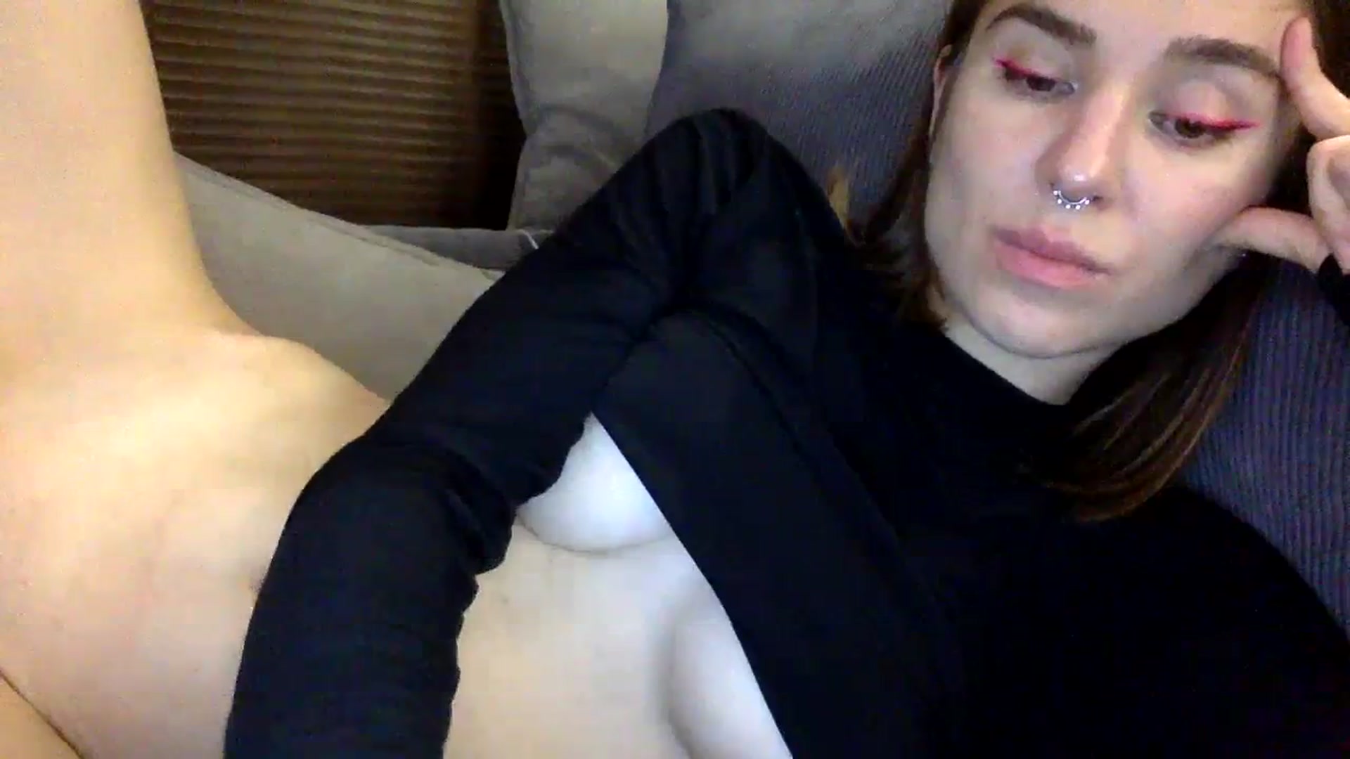 Gallery image thumbnail from EgoisticKitty's myfreecams stream on, 12/09/2023, 14:01 image 12 of 20