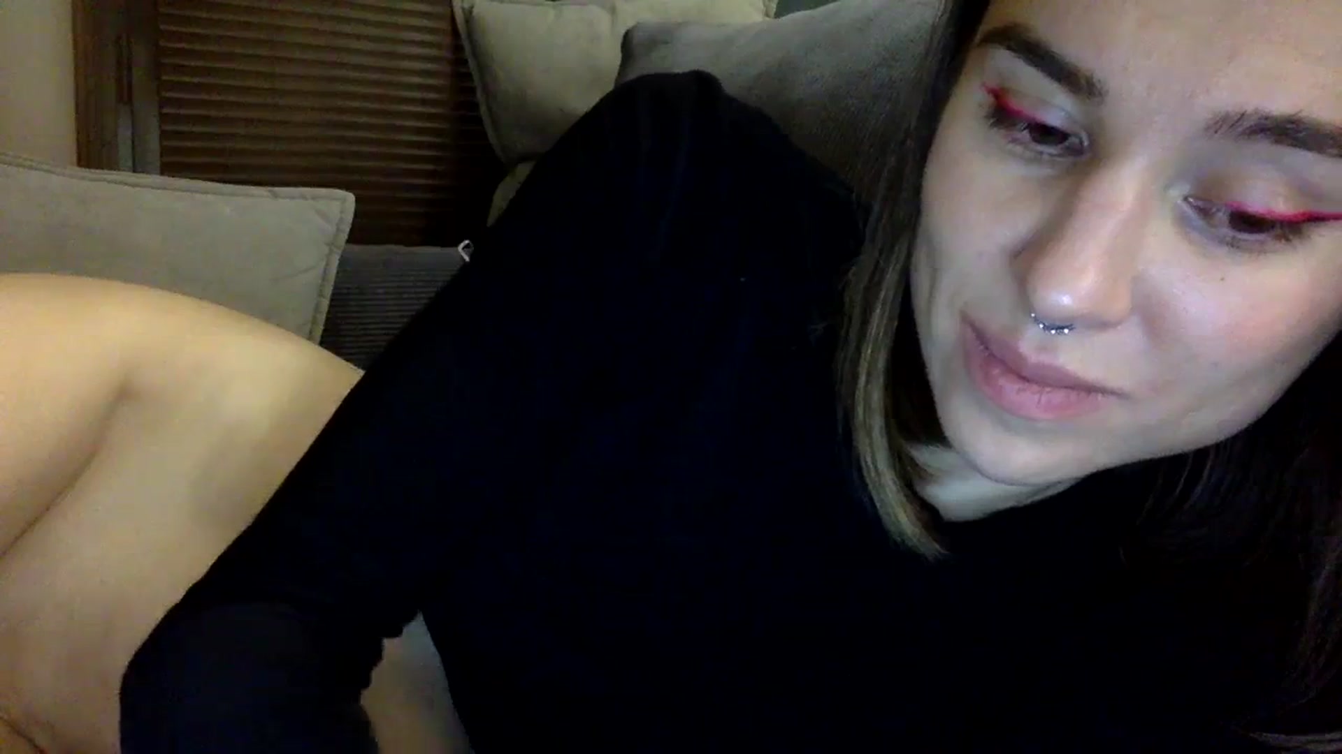 Gallery image thumbnail from EgoisticKitty's myfreecams stream on, 12/09/2023, 15:40 image 19 of 20