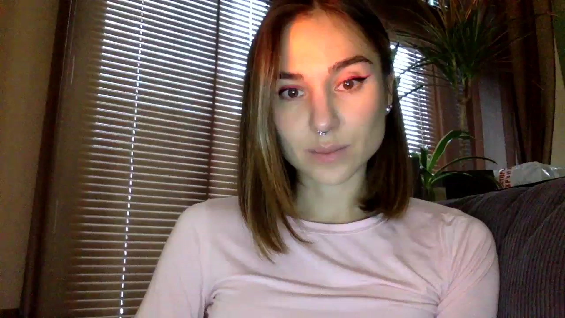 Gallery image thumbnail from EgoisticKitty's myfreecams stream on, 12/10/2023, 10:33 image 18 of 20