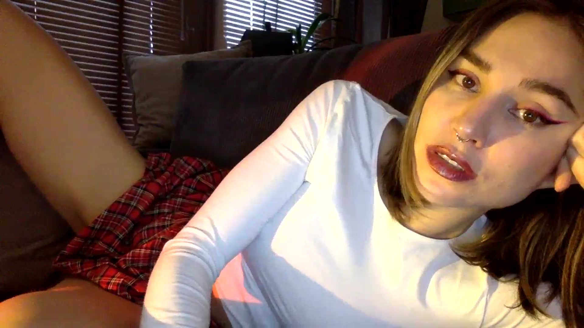 Gallery image thumbnail from EgoisticKitty's myfreecams stream on, 12/11/2023, 10:23 image 8 of 20