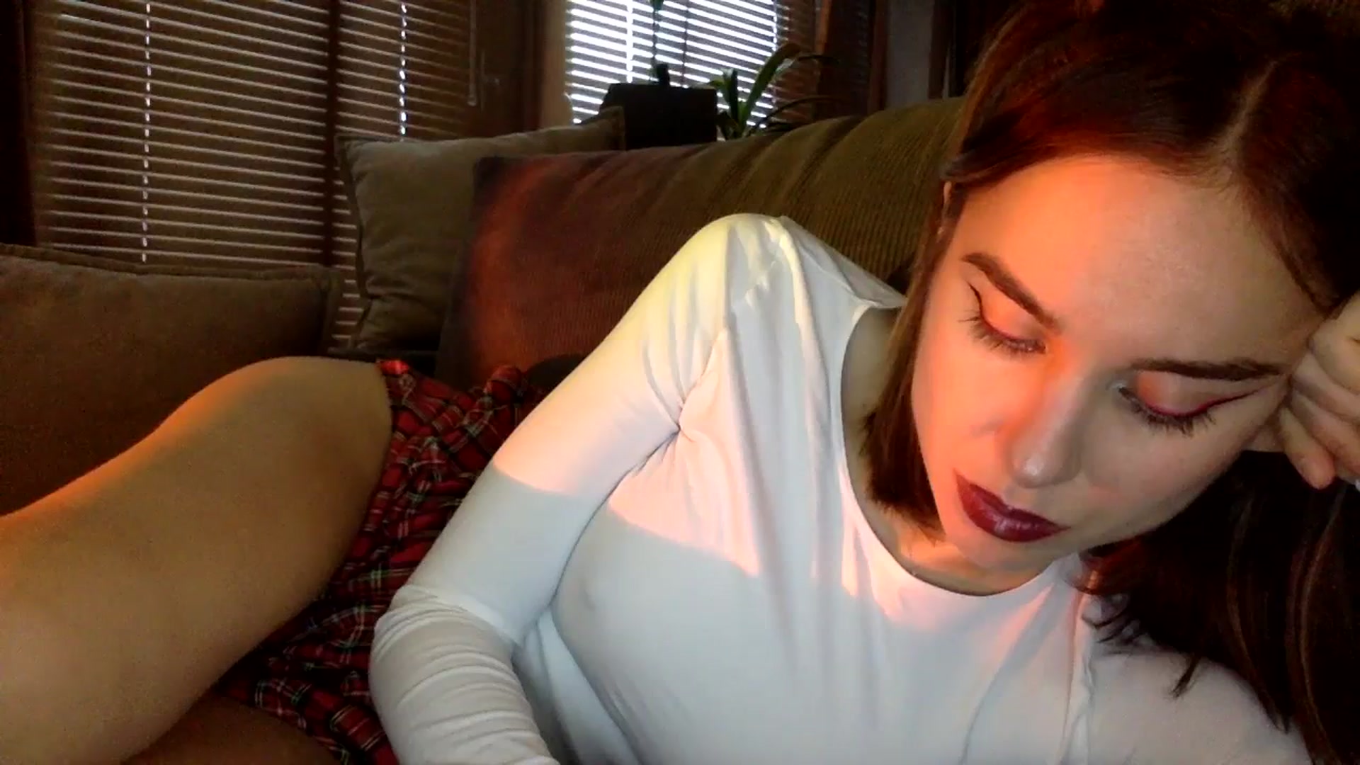 Gallery image thumbnail from EgoisticKitty's myfreecams stream on, 12/11/2023, 10:23 image 16 of 20