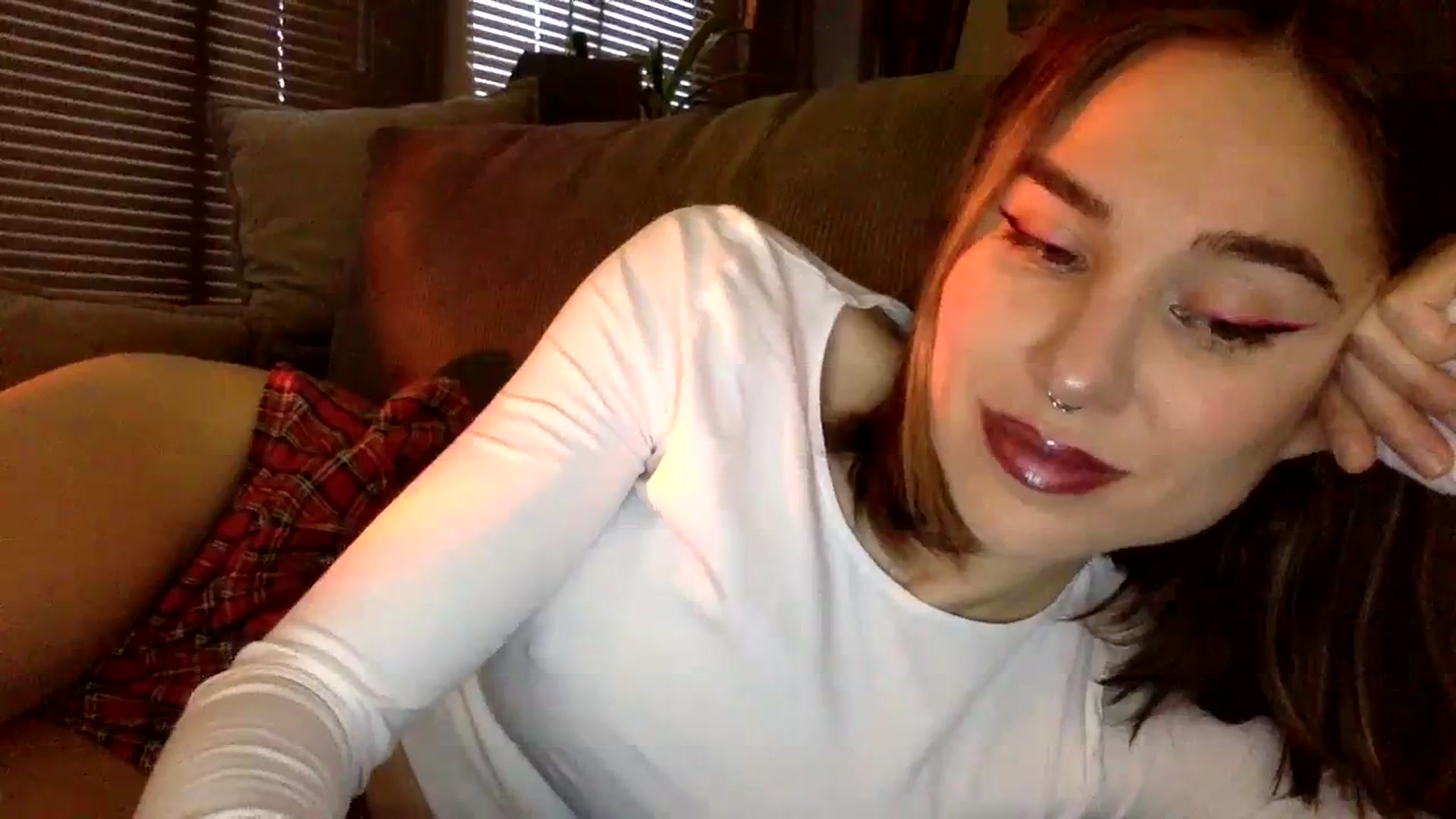 Gallery image thumbnail from EgoisticKitty's myfreecams stream on, 12/11/2023, 10:38 image 5 of 20