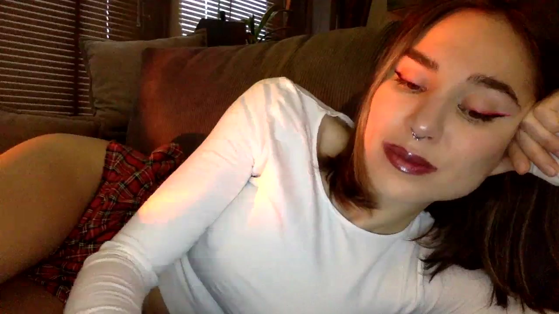 Gallery image thumbnail from EgoisticKitty's myfreecams stream on, 12/11/2023, 10:38 image 3 of 20