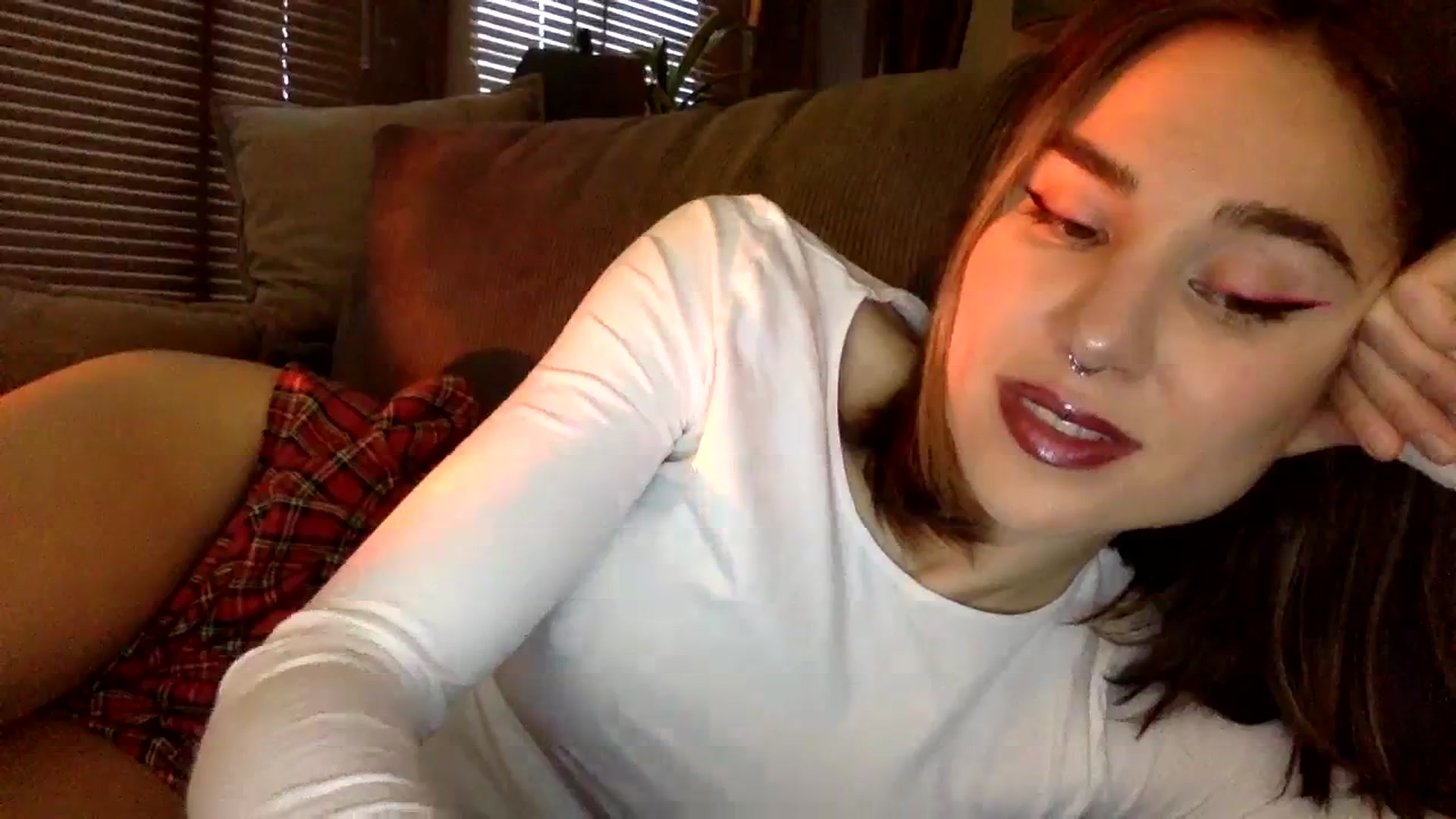 Gallery image thumbnail from EgoisticKitty's myfreecams stream on, 12/11/2023, 10:38 image 6 of 20