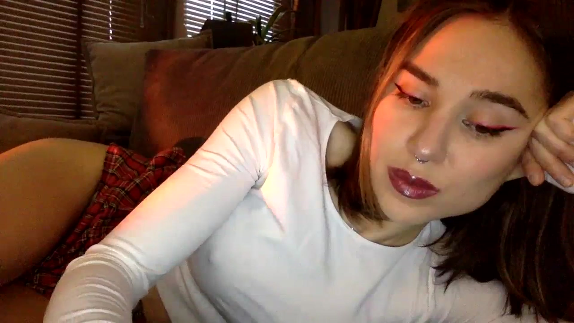 Gallery image thumbnail from EgoisticKitty's myfreecams stream on, 12/11/2023, 10:38 image 4 of 20
