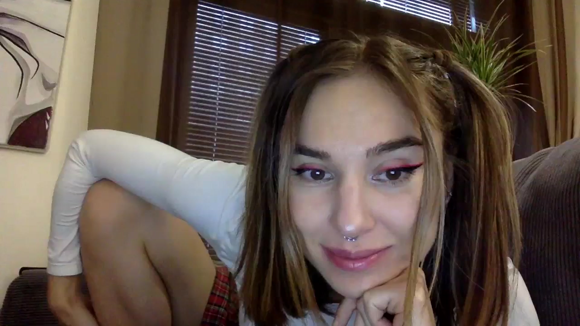 Gallery image thumbnail from EgoisticKitty's myfreecams stream on, 12/11/2023, 10:38 image 13 of 20