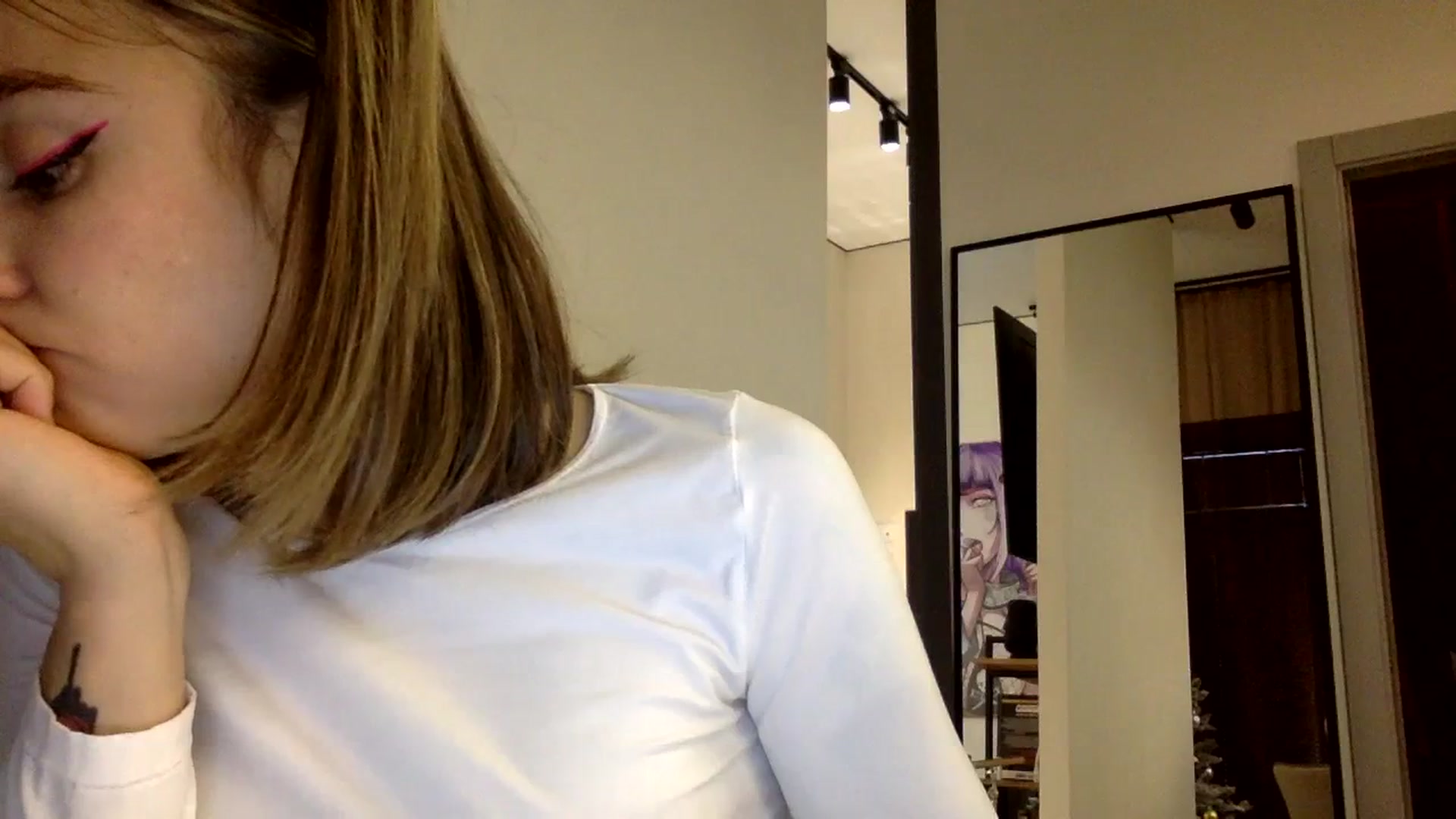 Gallery image thumbnail from EgoisticKitty's myfreecams stream on, 12/11/2023, 12:30 image 10 of 20