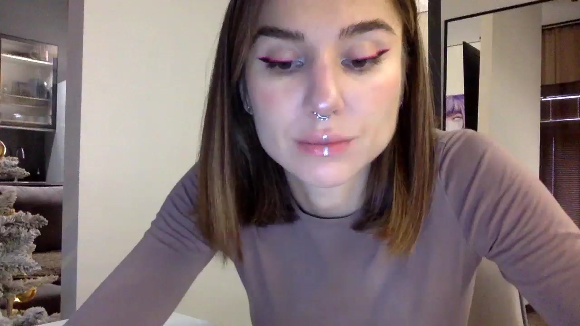 Gallery image thumbnail from EgoisticKitty's myfreecams stream on, 12/12/2023, 09:42 image 1 of 20