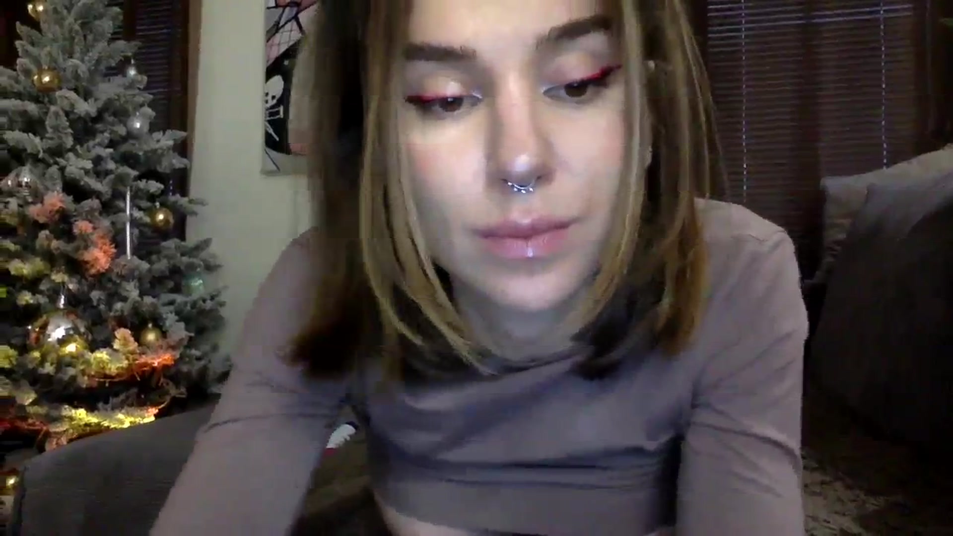 Gallery image thumbnail from EgoisticKitty's myfreecams stream on, 12/12/2023, 11:48 image 17 of 20