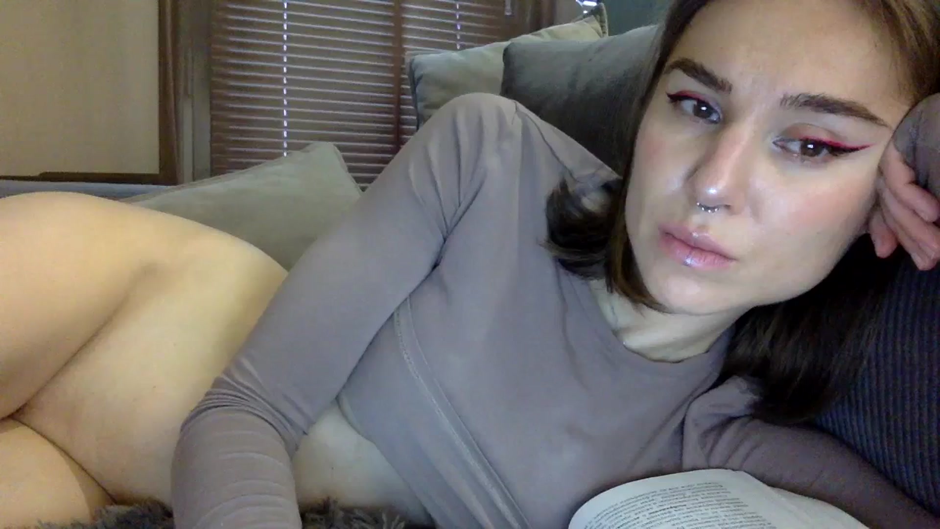Gallery image thumbnail from EgoisticKitty's myfreecams stream on, 12/12/2023, 11:48 image 2 of 20