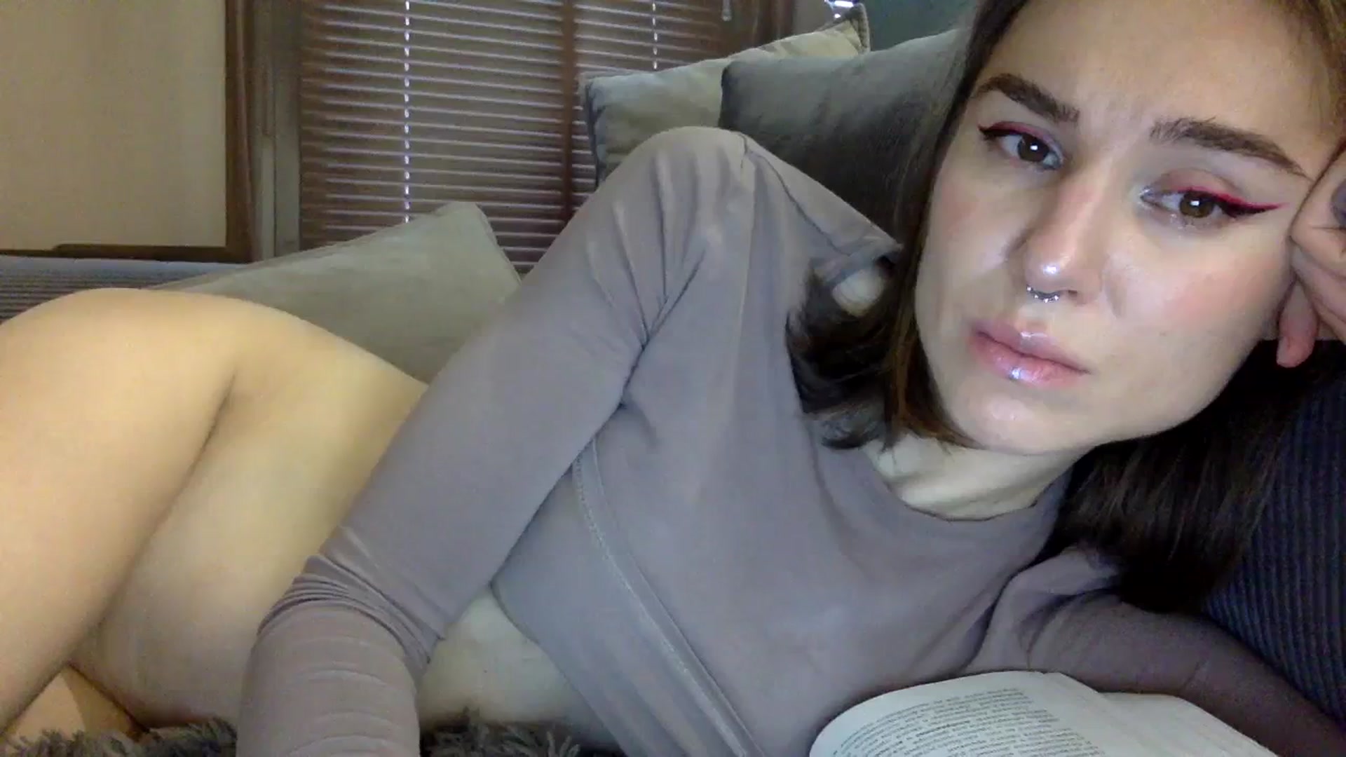Gallery image thumbnail from EgoisticKitty's myfreecams stream on, 12/12/2023, 11:48 image 3 of 20