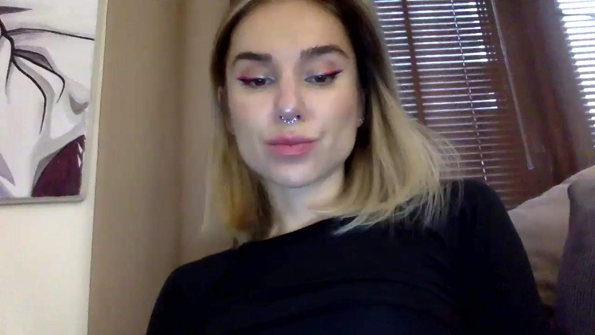 Gallery image thumbnail from EgoisticKitty's myfreecams stream on, 12/13/2023, 10:25 image 13 of 20