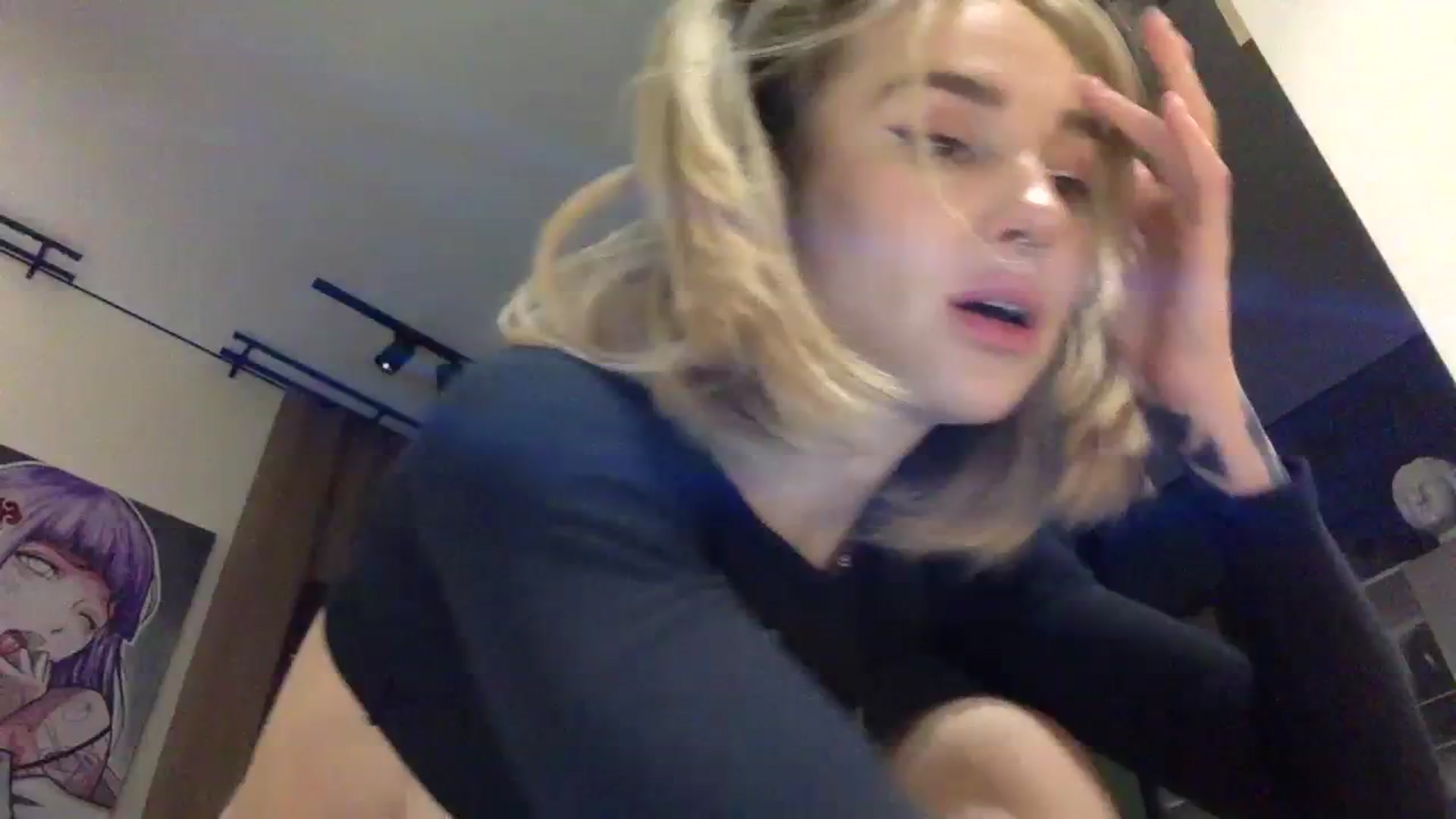 Gallery image thumbnail from EgoisticKitty's myfreecams stream on, 12/13/2023, 12:41 image 16 of 20