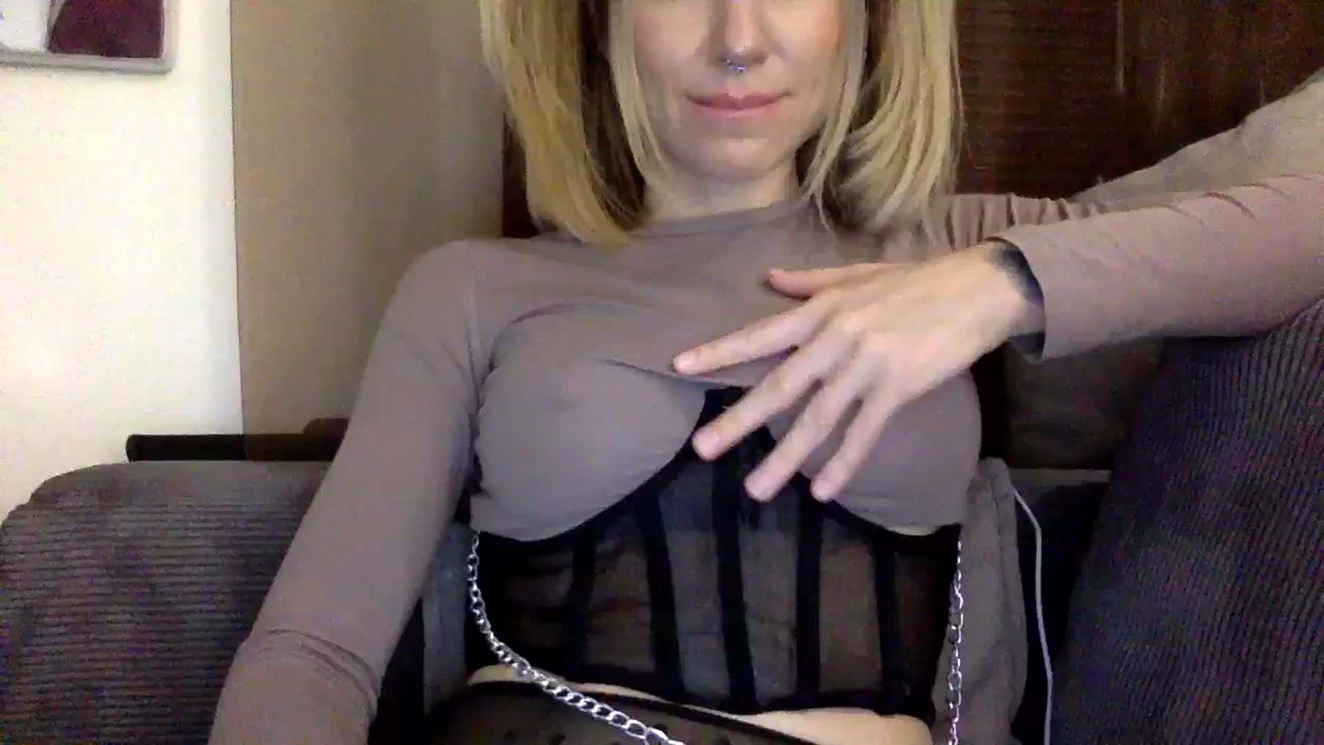 Gallery image thumbnail from EgoisticKitty's myfreecams stream on, 12/13/2023, 14:25 image 15 of 20
