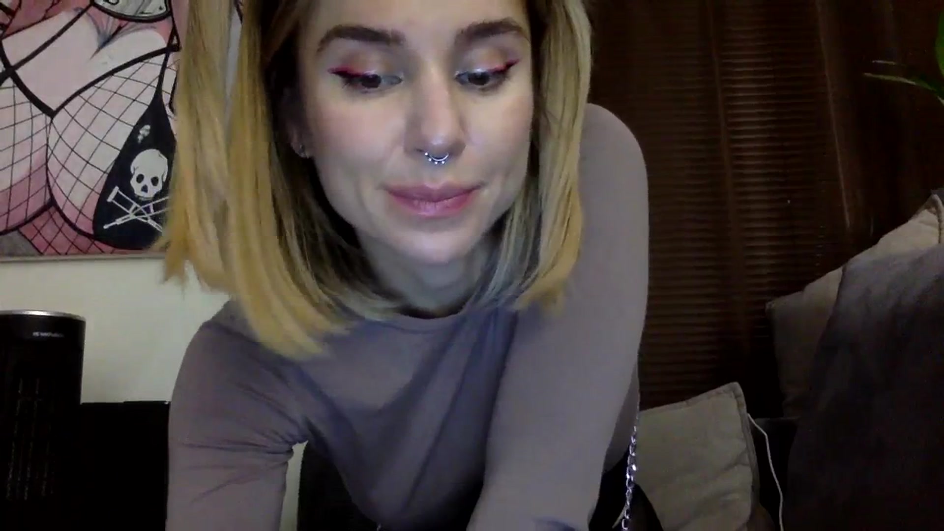 Gallery image thumbnail from EgoisticKitty's myfreecams stream on, 12/13/2023, 14:59 image 10 of 20