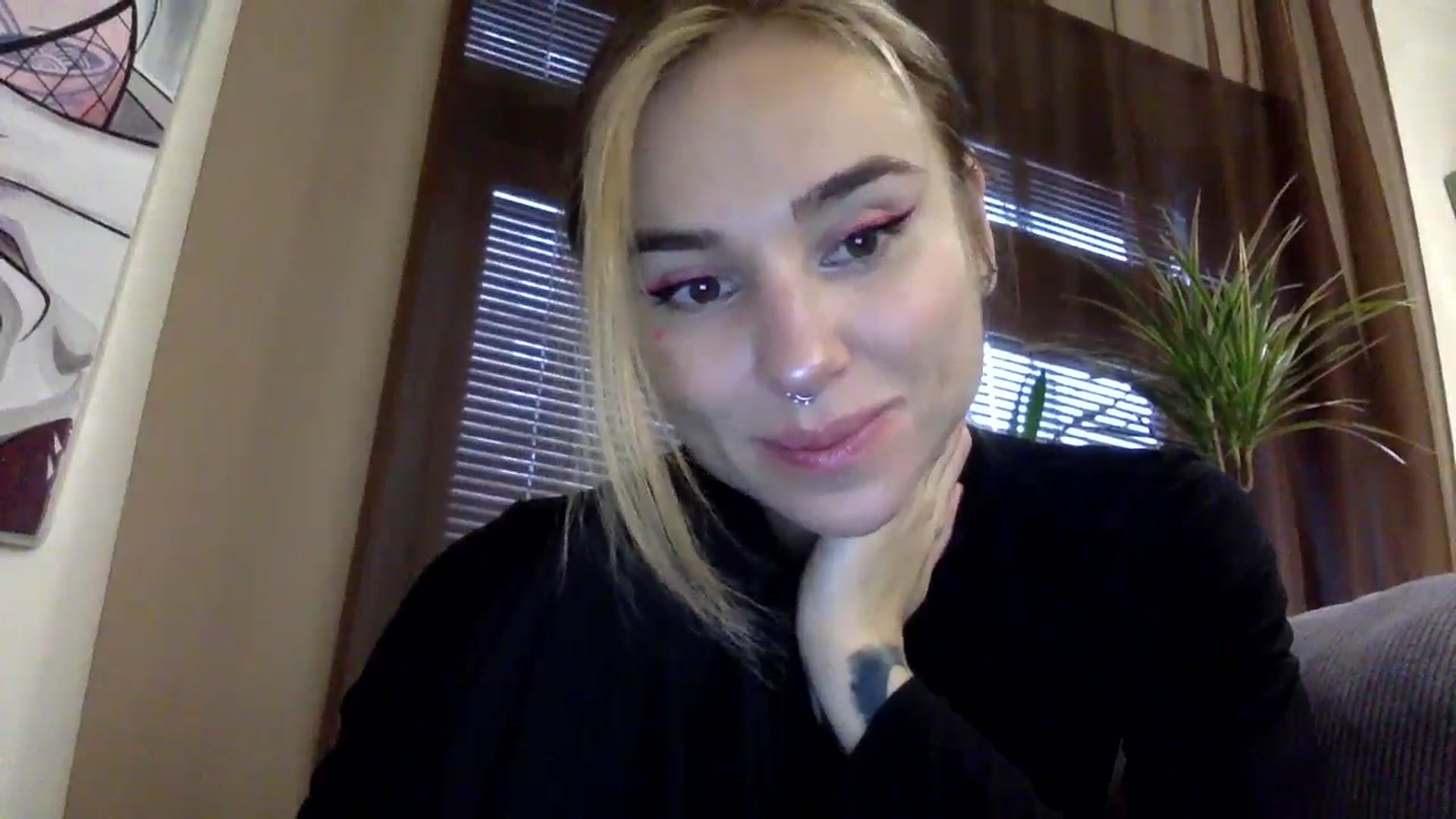 Gallery image thumbnail from EgoisticKitty's myfreecams stream on, 12/14/2023, 08:14 image 19 of 20