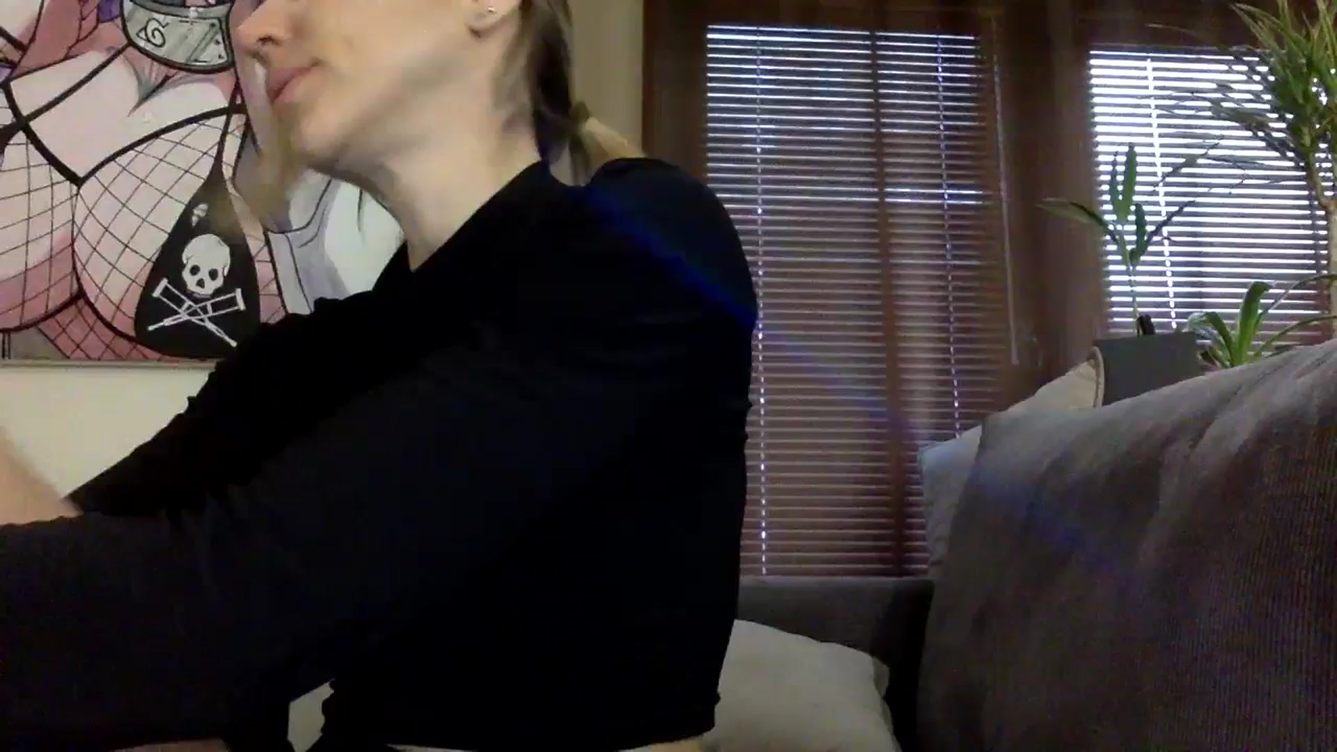 Gallery image thumbnail from EgoisticKitty's myfreecams stream on, 12/14/2023, 08:42 image 11 of 20
