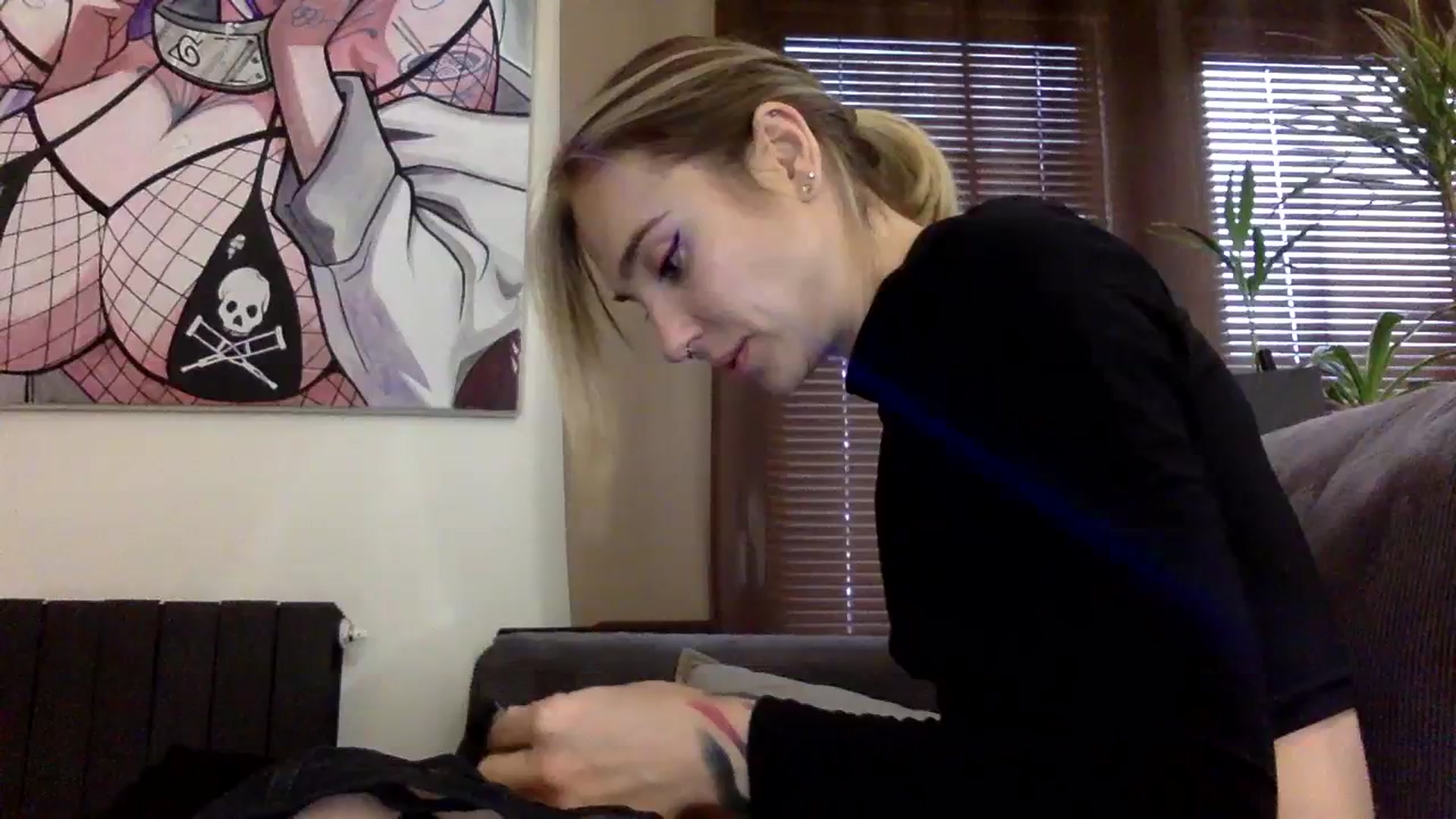 Gallery image thumbnail from EgoisticKitty's myfreecams stream on, 12/14/2023, 08:42 image 10 of 20