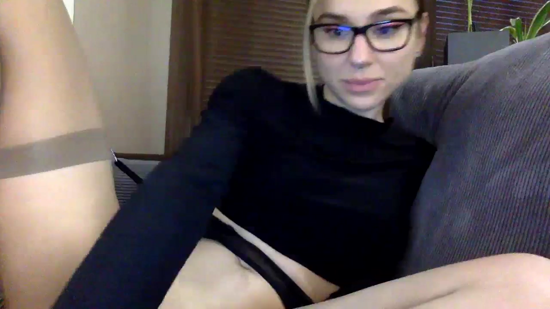Gallery image thumbnail from EgoisticKitty's myfreecams stream on, 12/14/2023, 13:15 image 16 of 20