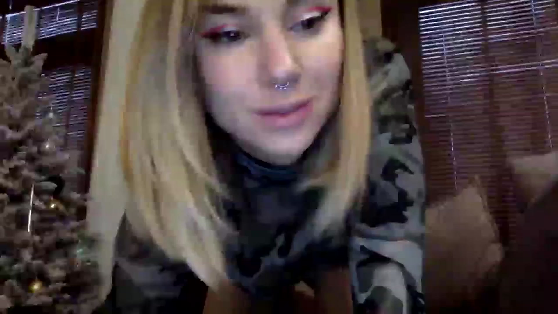 Gallery image thumbnail from EgoisticKitty's myfreecams stream on, 12/15/2023, 10:45 image 19 of 20