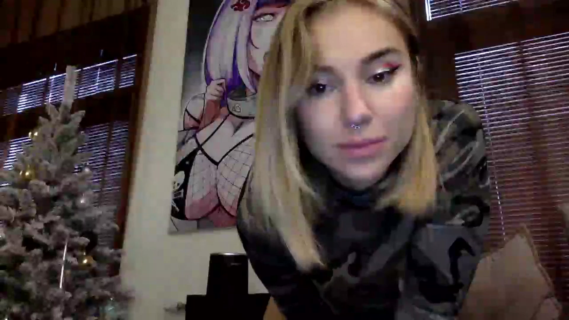 Gallery image thumbnail from EgoisticKitty's myfreecams stream on, 12/15/2023, 10:45 image 14 of 20