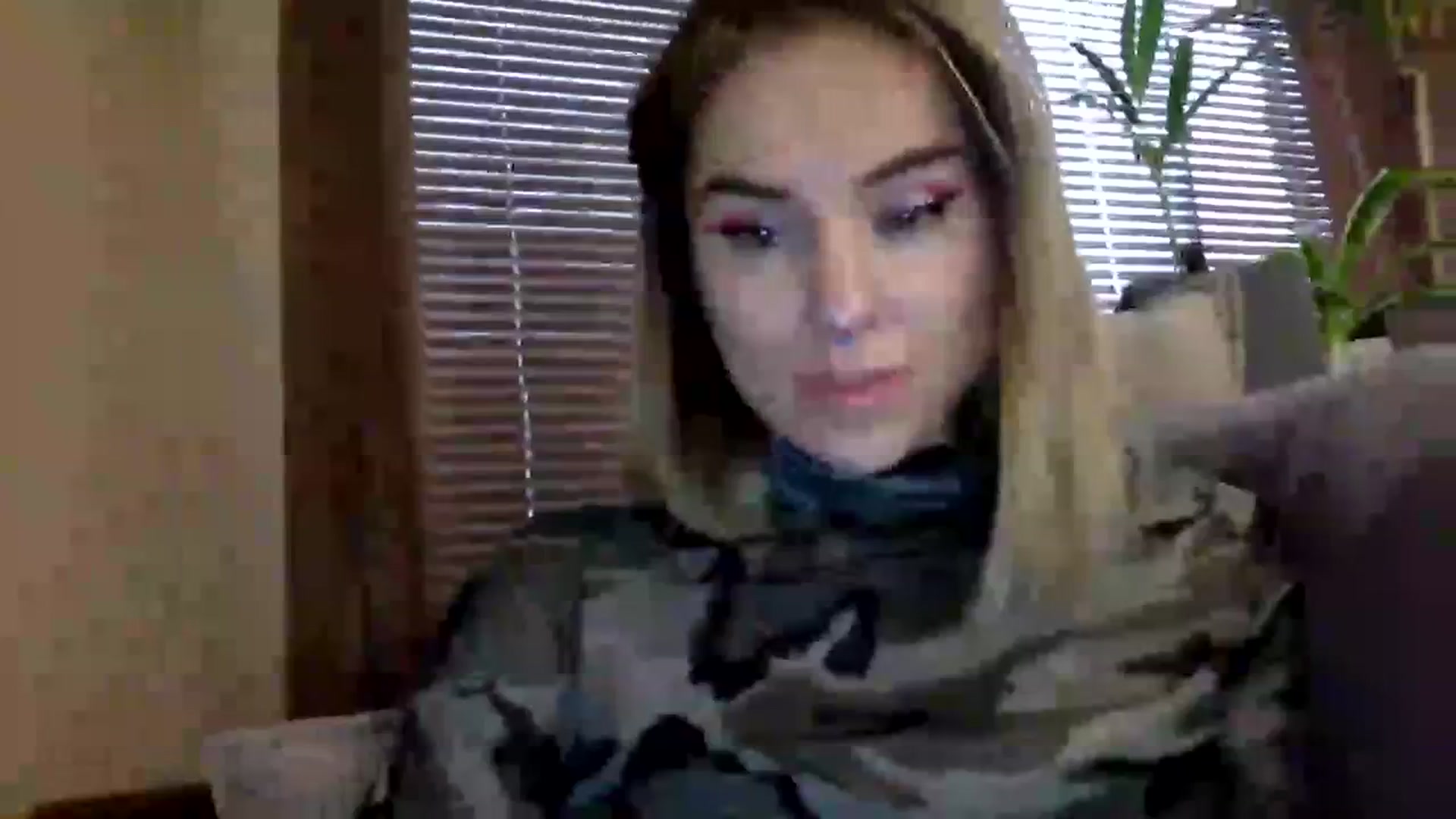 Gallery image thumbnail from EgoisticKitty's myfreecams stream on, 12/15/2023, 11:30 image 19 of 20