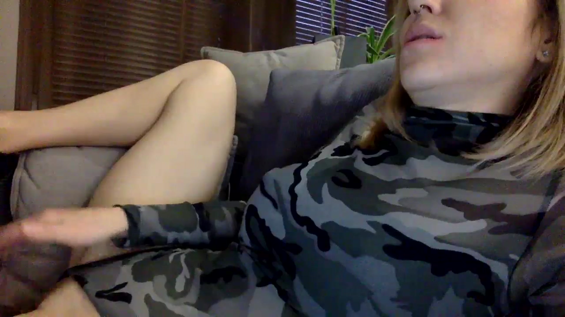 Gallery image thumbnail from EgoisticKitty's myfreecams stream on, 12/15/2023, 13:20 image 17 of 20
