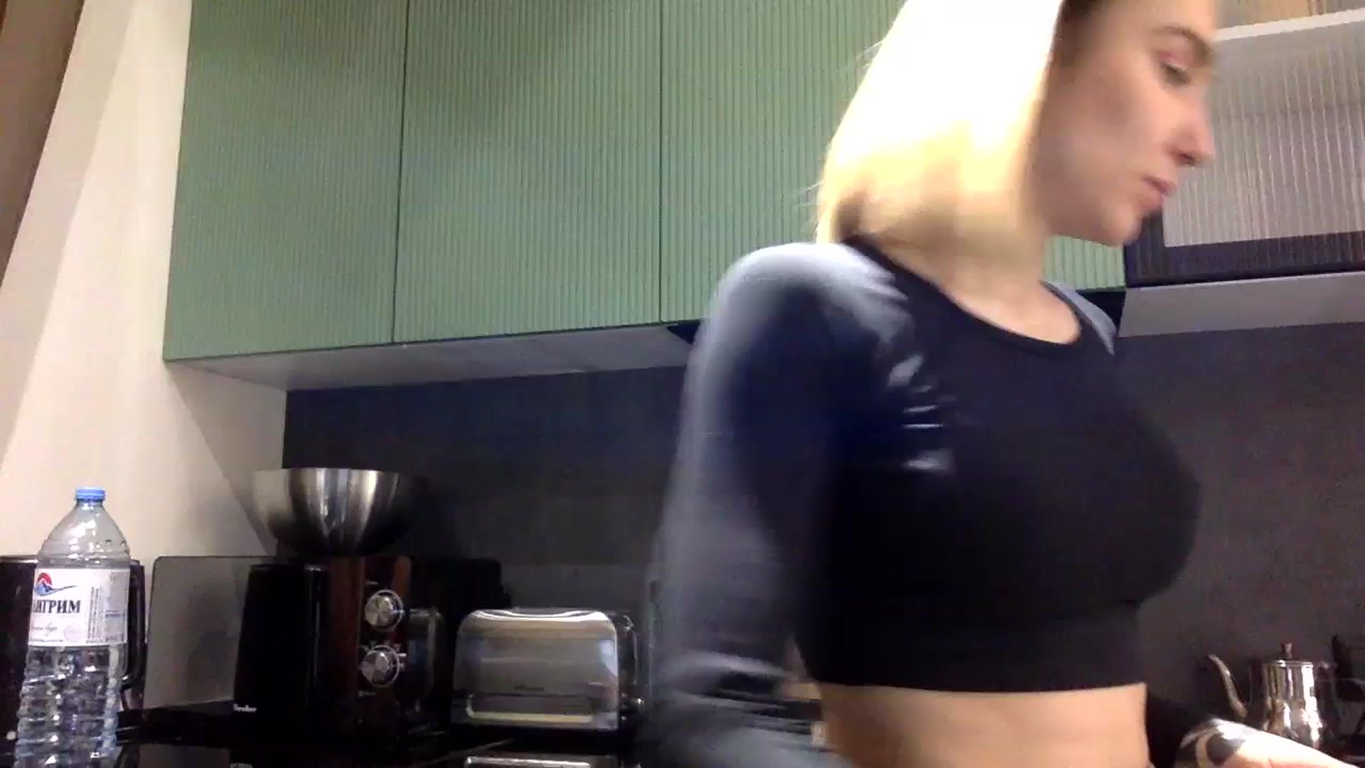 Gallery image thumbnail from EgoisticKitty's myfreecams stream on, 12/15/2023, 18:32 image 4 of 20