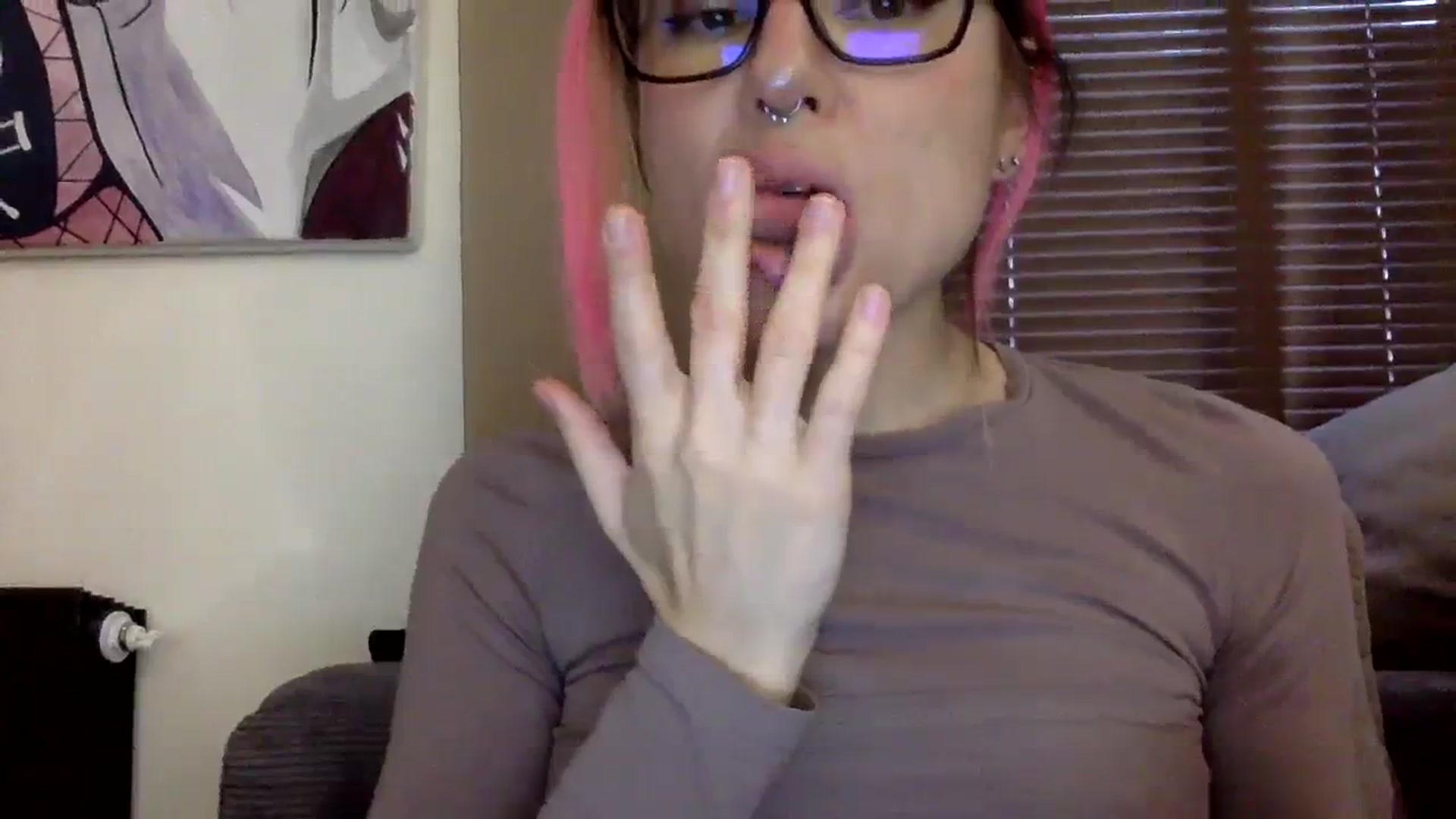 Gallery image thumbnail from EgoisticKitty's myfreecams stream on, 12/16/2023, 10:52 image 19 of 20